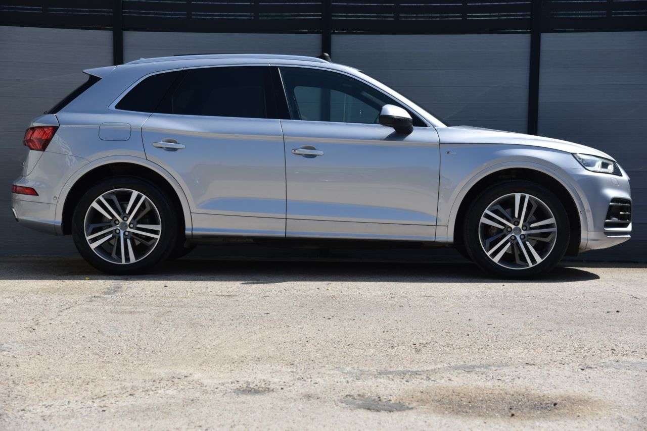 2017 AUDI Q5 2017 AUDI Q5