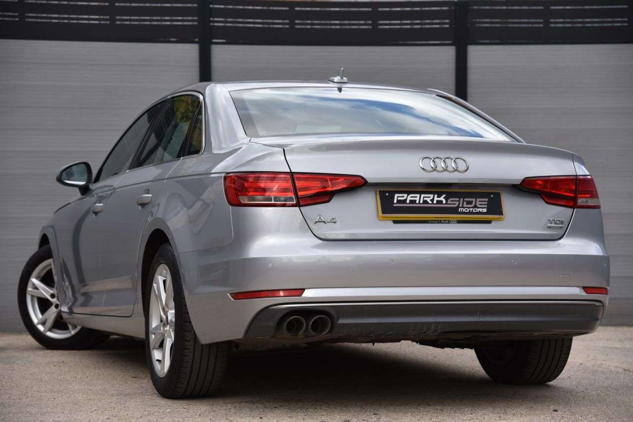 A 2019 AUDI A4 2.0 TDI 40 Sport Saloon 4dr Diesel S Tronic Euro 6 (s/s) (190 ps) FULL LEAT A 2019 AUDI A4 2.0 TDI 40 Sport Saloon 4dr Diesel S Tronic Euro 6 (s/s) (190 ps) FULL LEAT