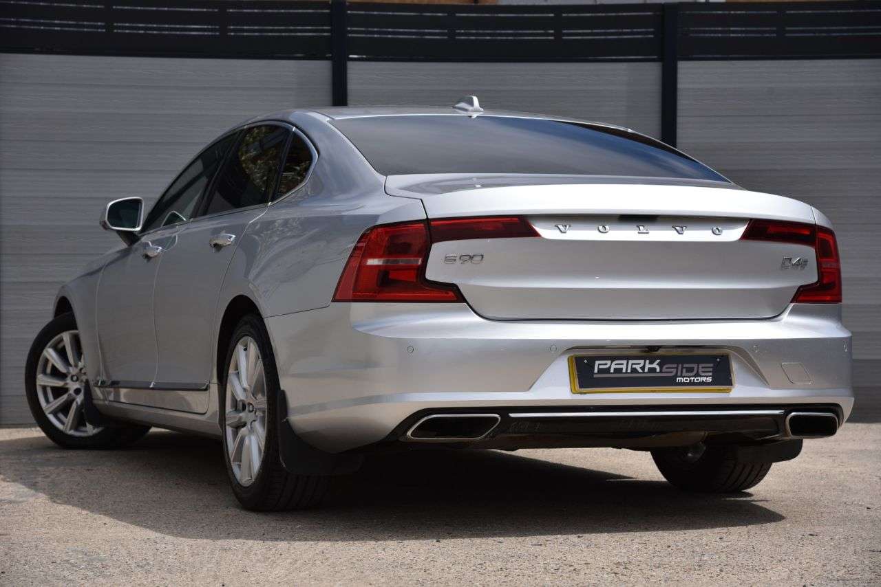 A 2018 VOLVO S90 2.0 D4 Inscription Saloon 4dr Diesel Auto Euro 6 (s/s) (190 ps) NAPPA LEATH A 2018 VOLVO S90 2.0 D4 Inscription Saloon 4dr Diesel Auto Euro 6 (s/s) (190 ps) NAPPA LEATH