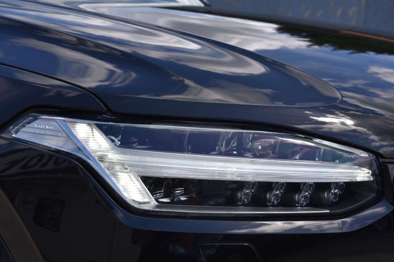 2016 VOLVO XC90 2016 VOLVO XC90