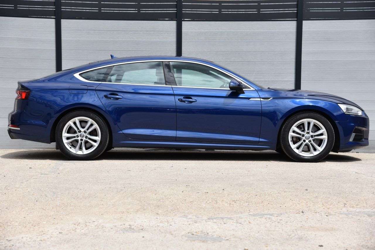 2017 AUDI A5 2017 AUDI A5