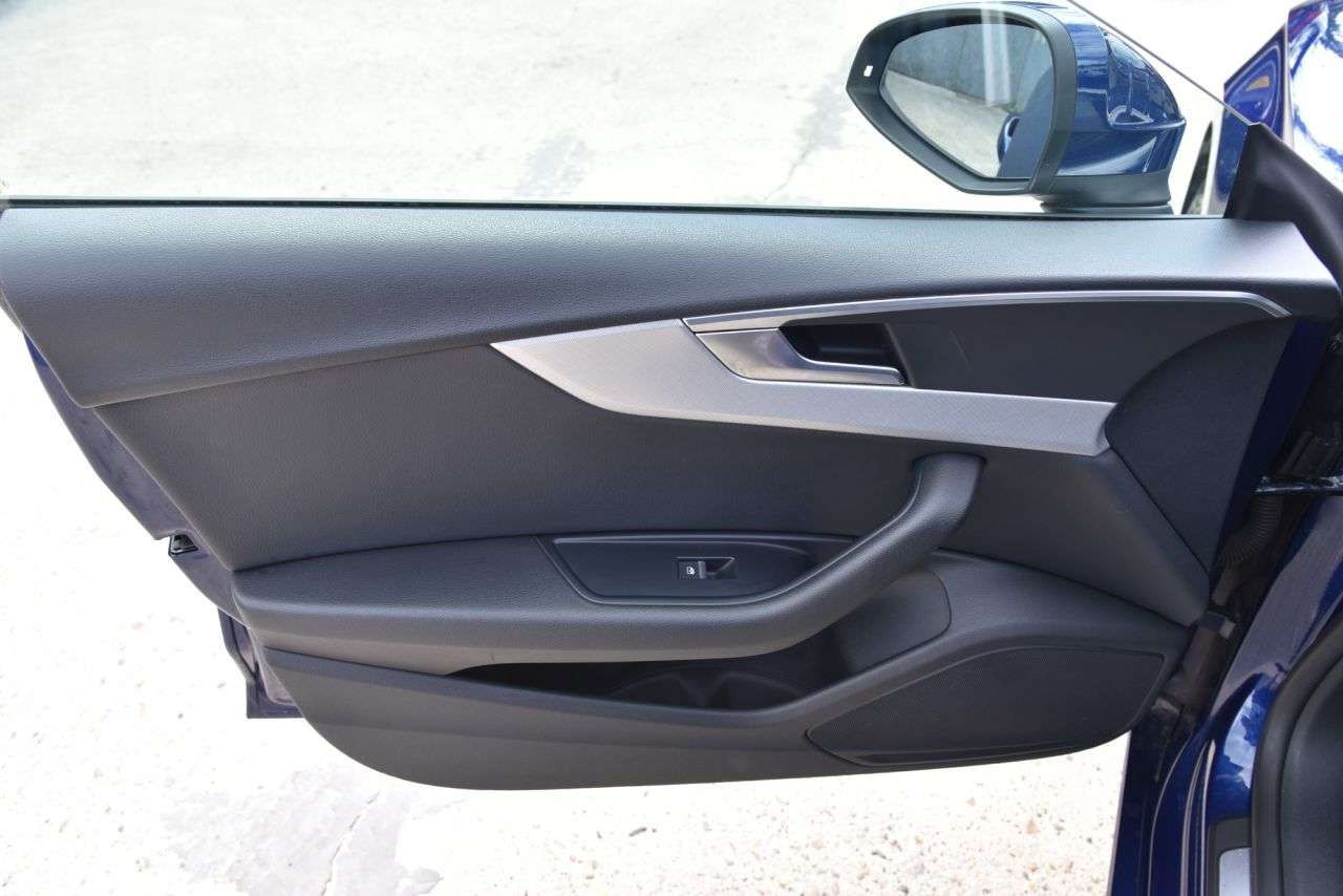 2017 AUDI A5 2017 AUDI A5