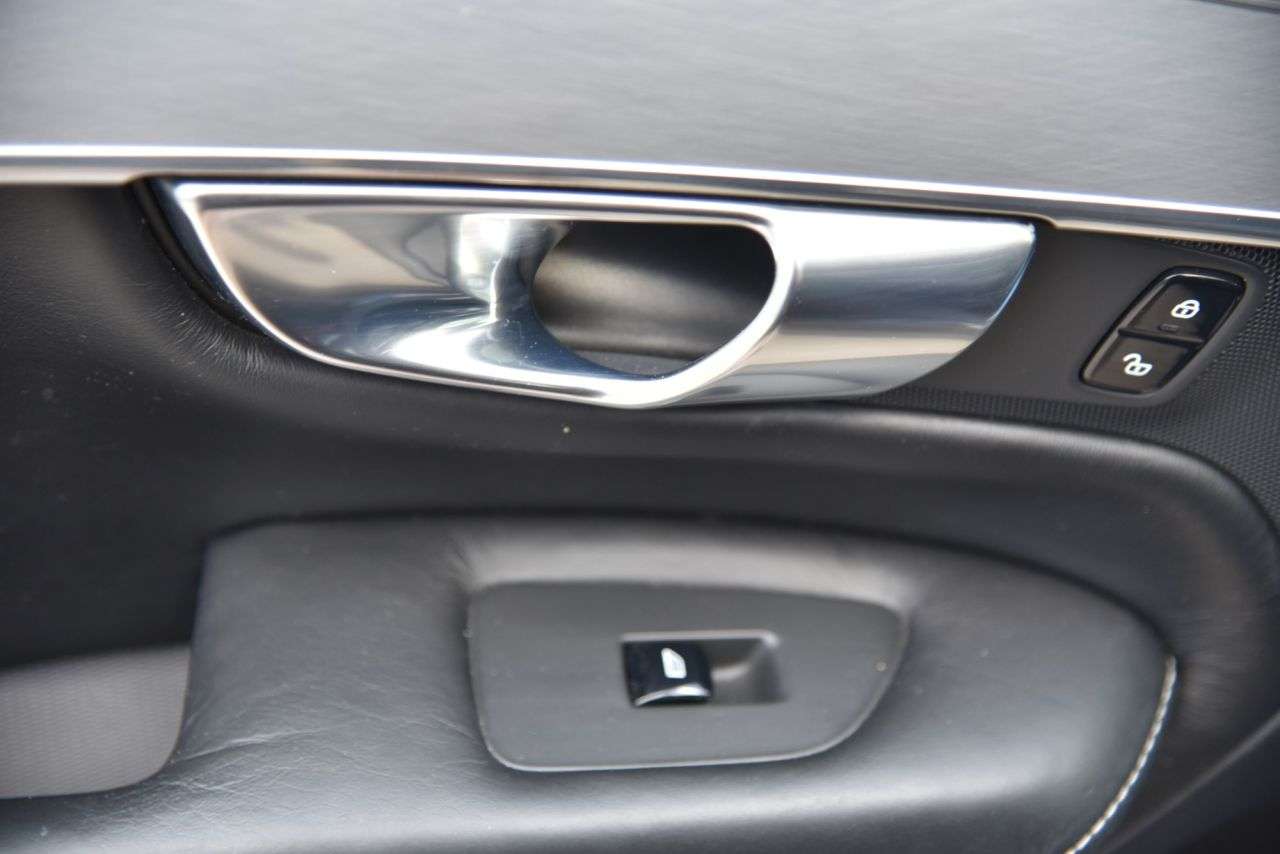 2018 VOLVO XC90 2018 VOLVO XC90