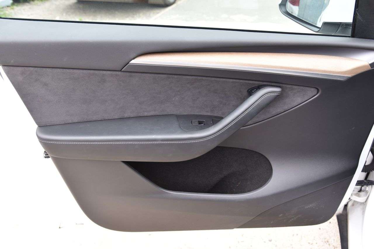 2022 TESLA MODEL Y 2022 TESLA MODEL Y