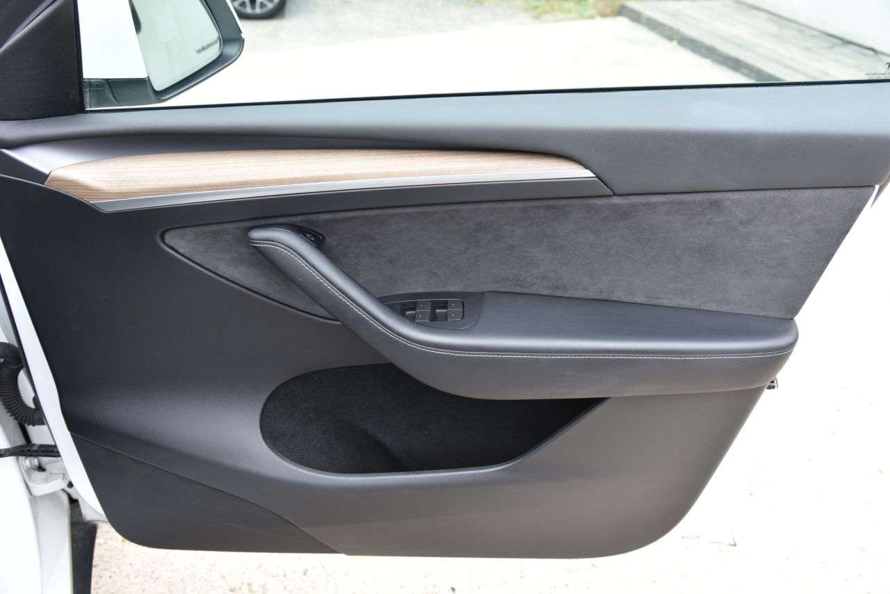 2022 TESLA MODEL Y 2022 TESLA MODEL Y