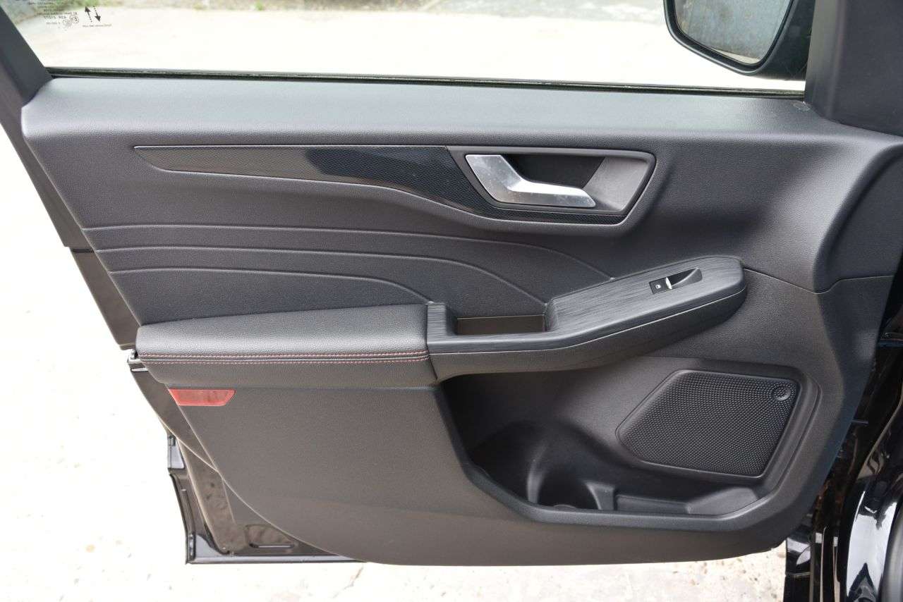 2021 FORD KUGA 2021 FORD KUGA