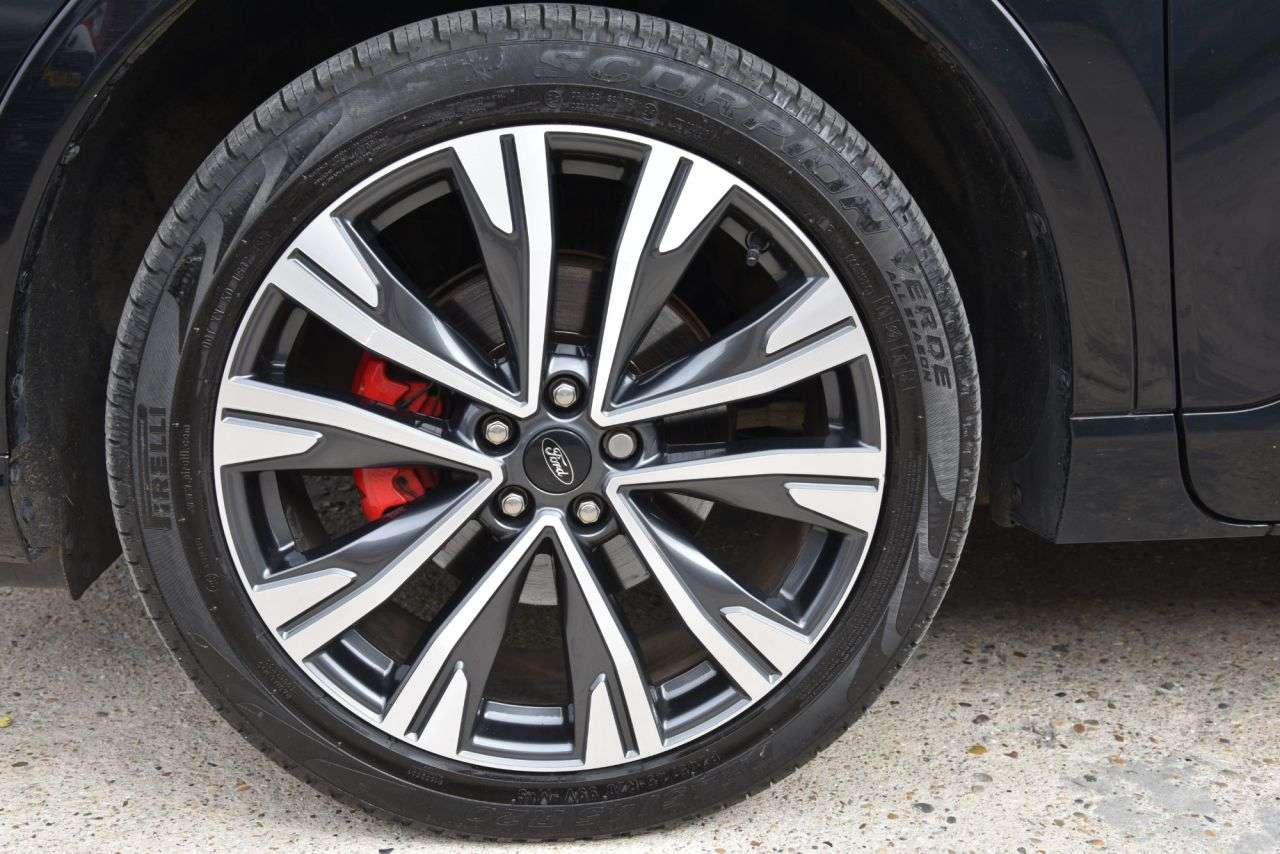 2021 FORD KUGA 2021 FORD KUGA