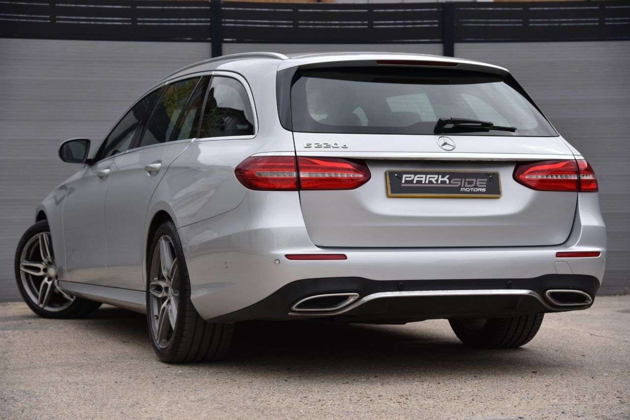 A 2017 MERCEDES-BENZ E CLASS 2.0 E220d AMG Line Estate 5dr Diesel G-Tronic+ Euro 6 (s/s) (194 ps) LEATHE A 2017 MERCEDES-BENZ E CLASS 2.0 E220d AMG Line Estate 5dr Diesel G-Tronic+ Euro 6 (s/s) (194 ps) LEATHE