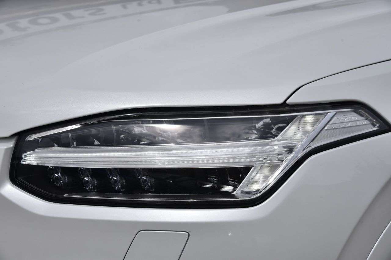 2019 VOLVO XC90 2019 VOLVO XC90