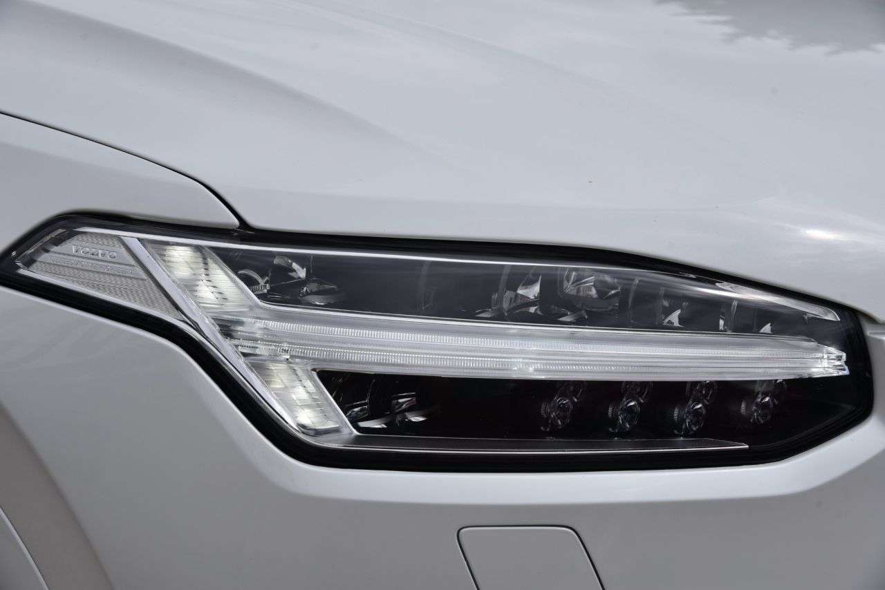 2019 VOLVO XC90 2019 VOLVO XC90