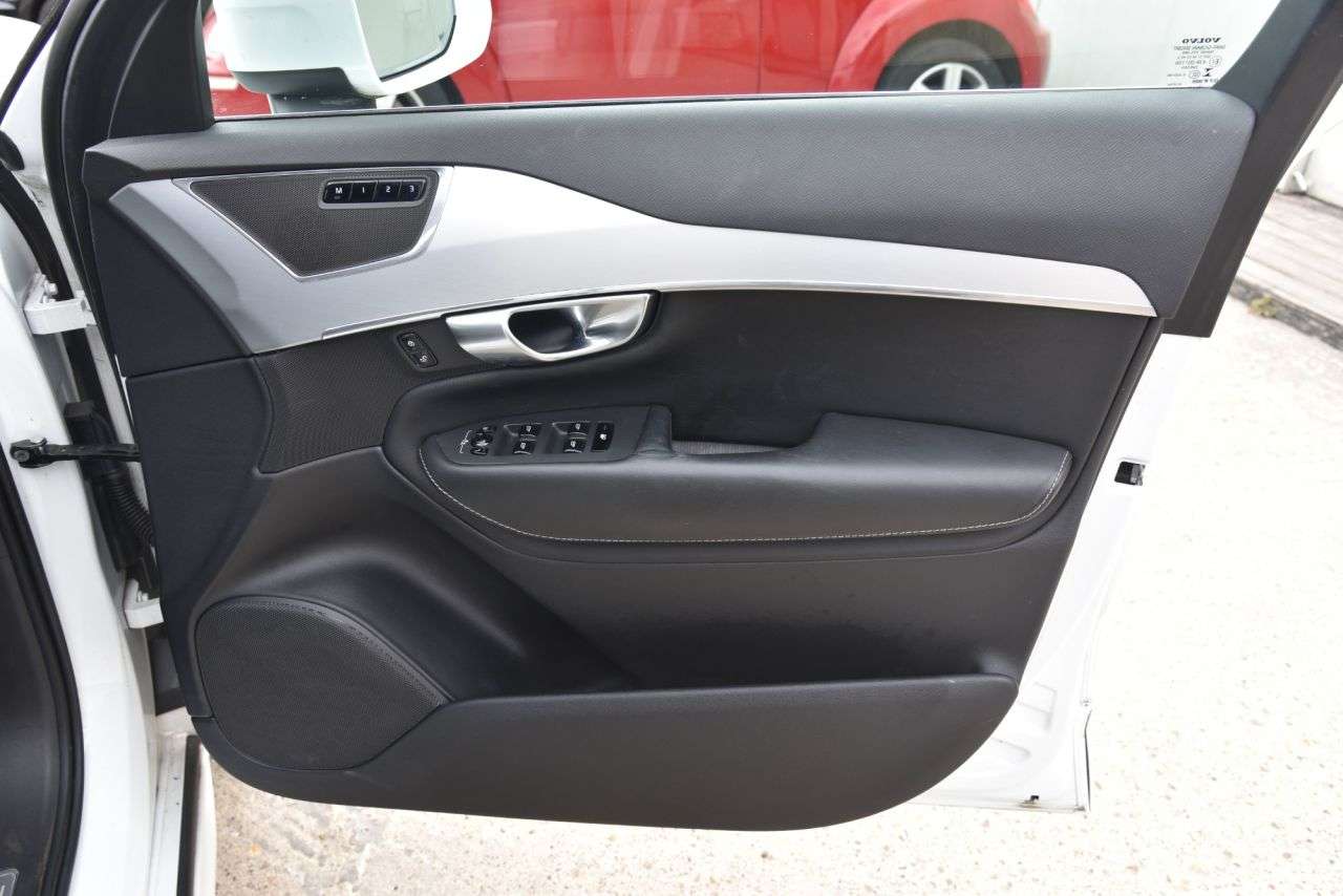 2019 VOLVO XC90 2019 VOLVO XC90