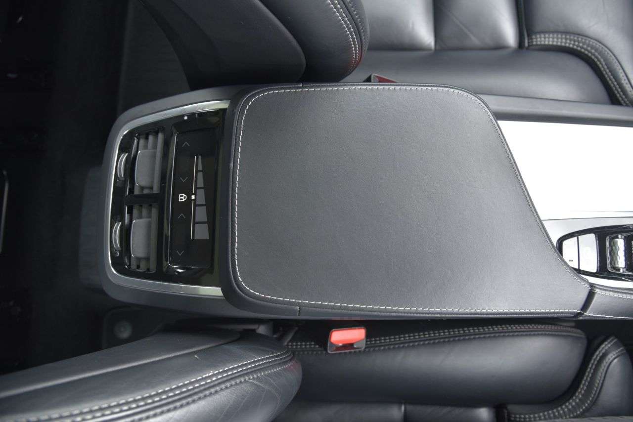 2019 VOLVO XC90 2019 VOLVO XC90