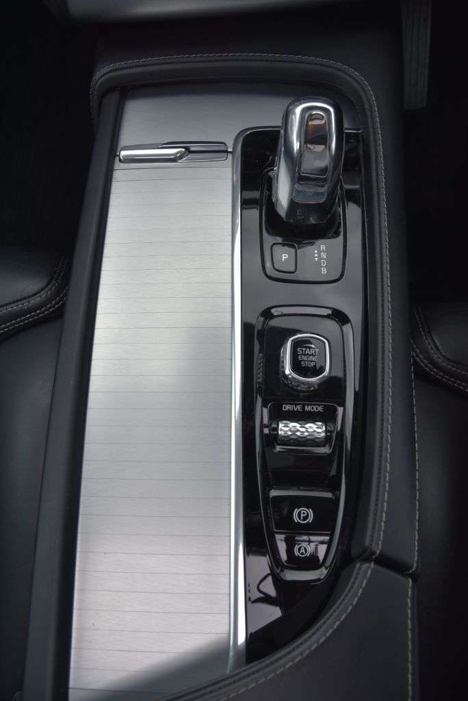 2019 VOLVO XC90 2019 VOLVO XC90