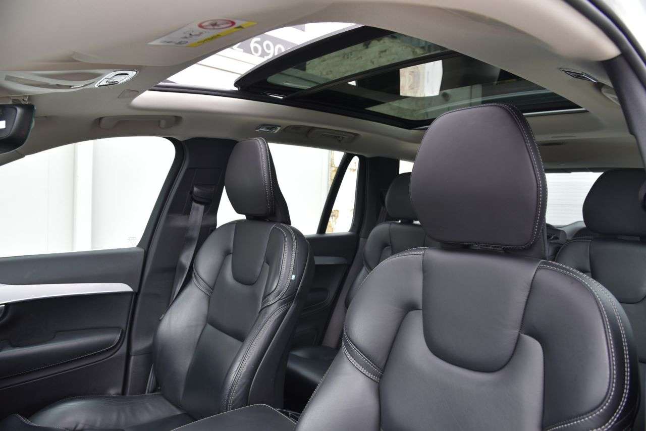 2019 VOLVO XC90 2019 VOLVO XC90