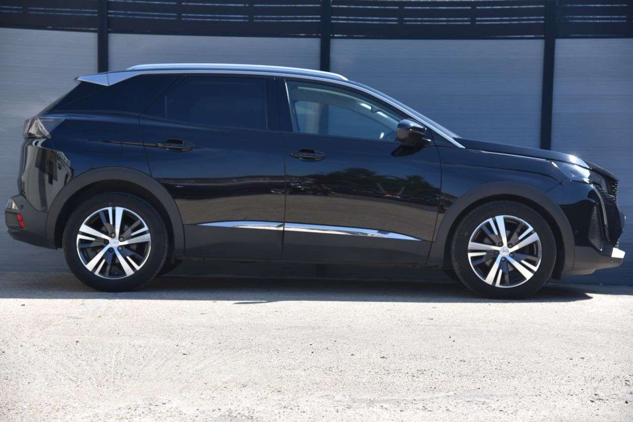 2022 PEUGEOT 3008 2022 PEUGEOT 3008