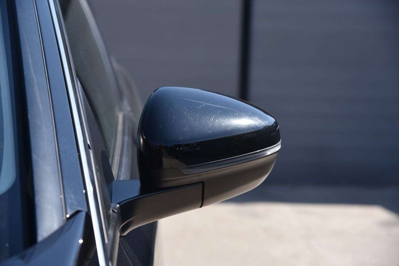 2022 PEUGEOT 3008 2022 PEUGEOT 3008