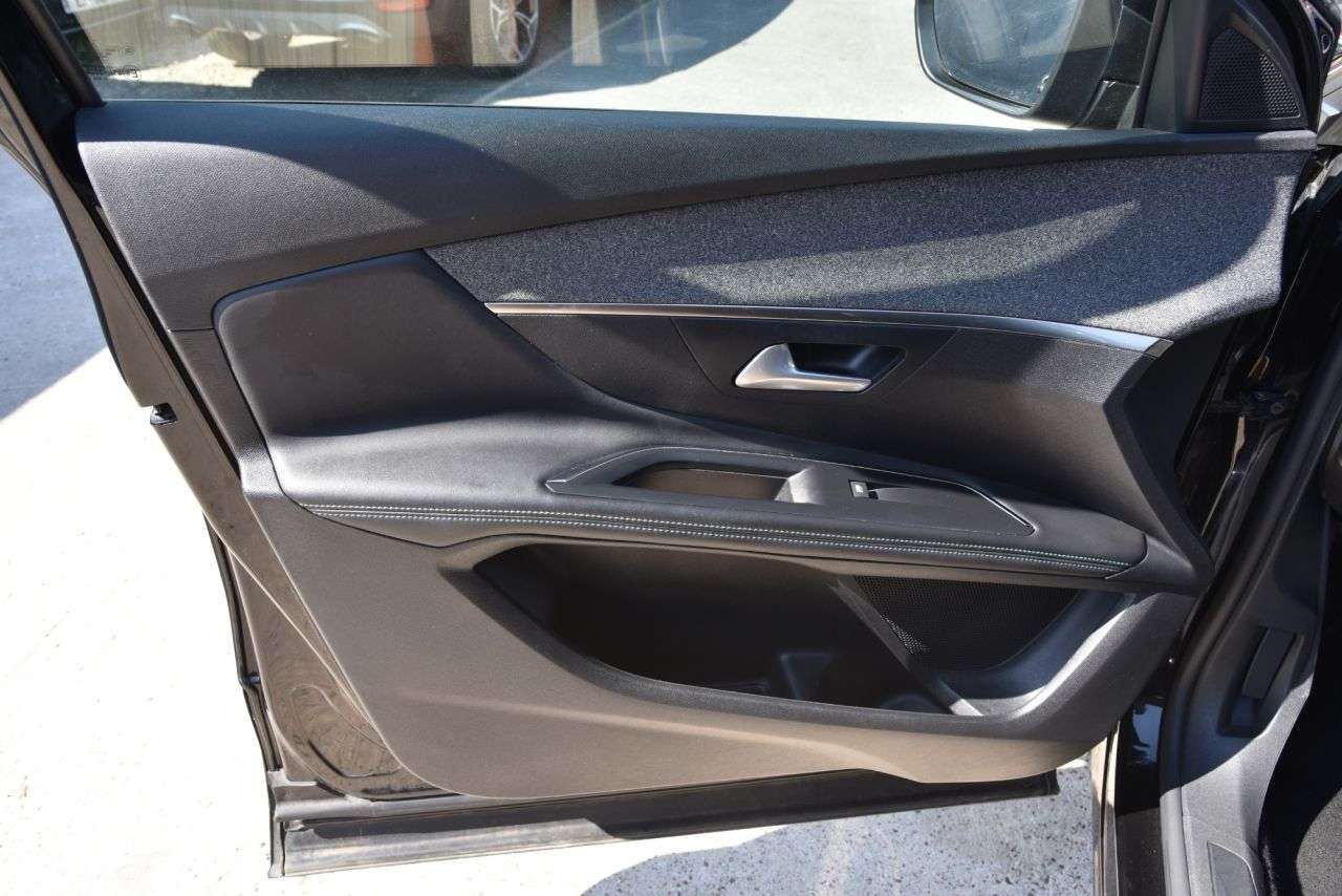 2022 PEUGEOT 3008 2022 PEUGEOT 3008
