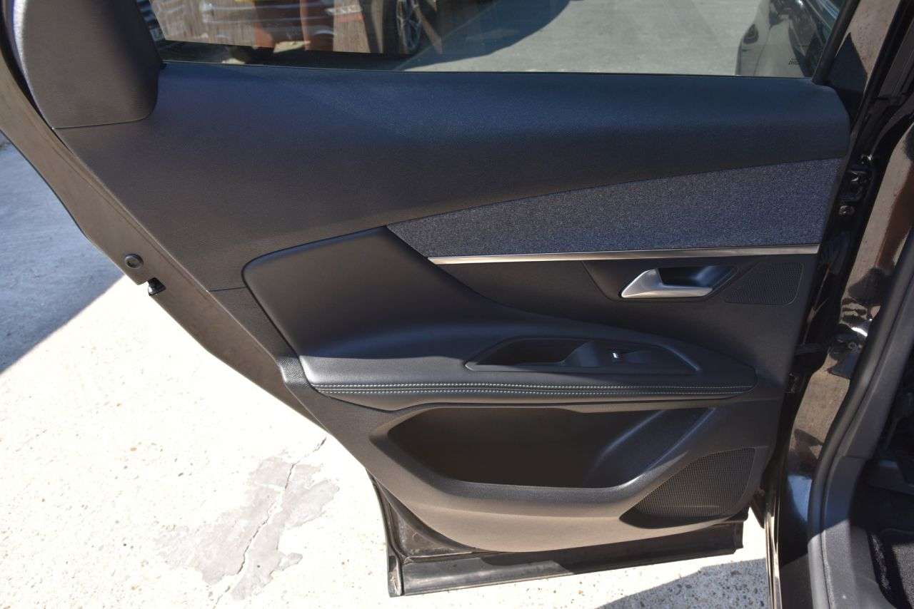 2022 PEUGEOT 3008 2022 PEUGEOT 3008