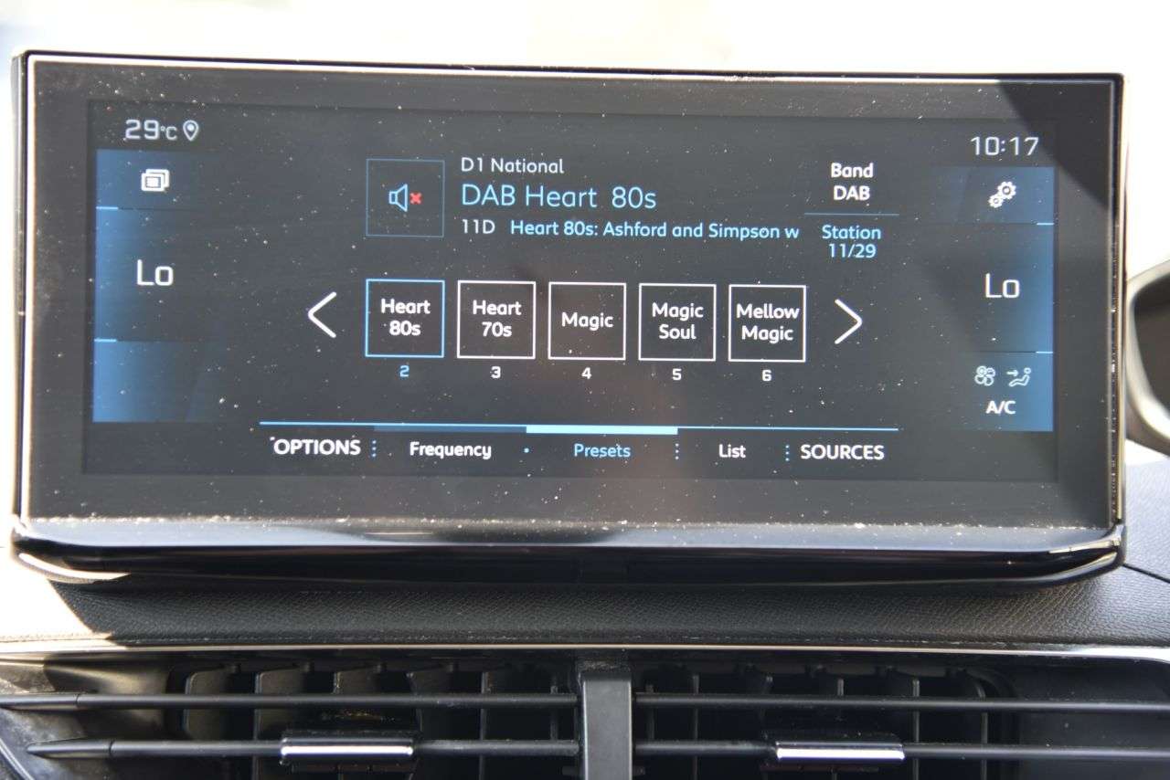 2022 PEUGEOT 3008 2022 PEUGEOT 3008