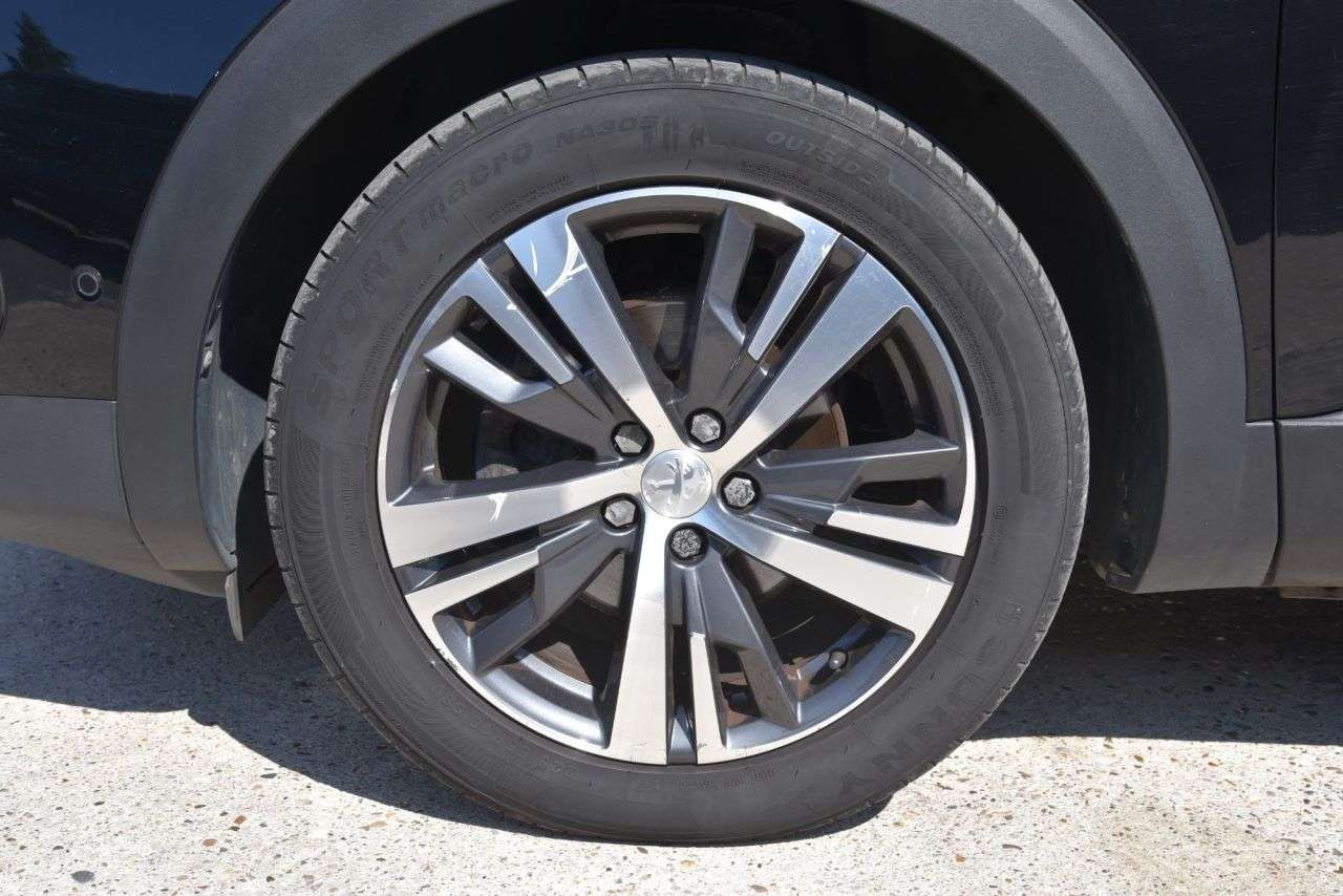 2022 PEUGEOT 3008 2022 PEUGEOT 3008