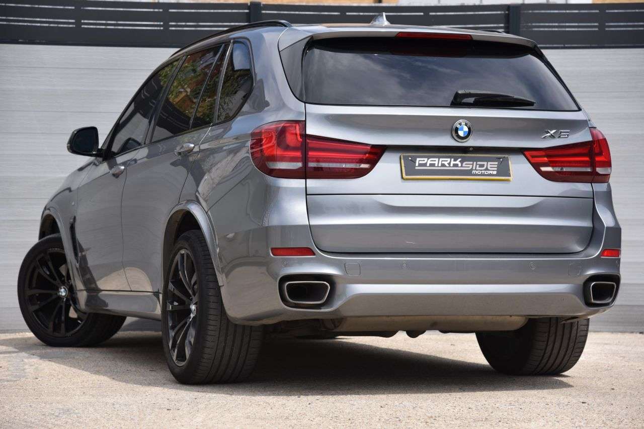 A 2015 BMW X5 3.0 40d M Sport SUV 5dr Diesel Auto xDrive Euro 6 (s/s) (313 ps) WHITE LEAT A 2015 BMW X5 3.0 40d M Sport SUV 5dr Diesel Auto xDrive Euro 6 (s/s) (313 ps) WHITE LEAT