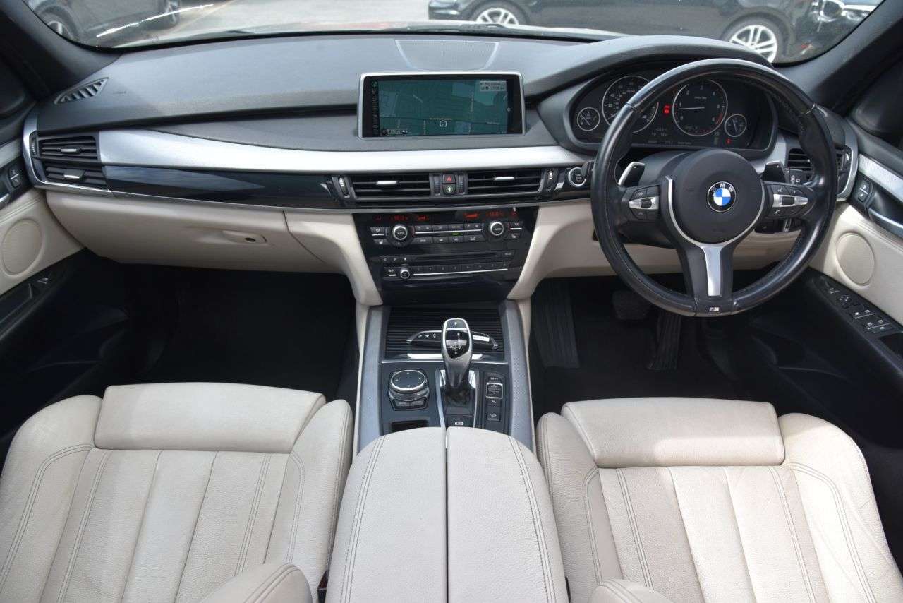 A 2015 BMW X5 3.0 40d M Sport SUV 5dr Diesel Auto xDrive Euro 6 (s/s) (313 ps) WHITE LEAT A 2015 BMW X5 3.0 40d M Sport SUV 5dr Diesel Auto xDrive Euro 6 (s/s) (313 ps) WHITE LEAT