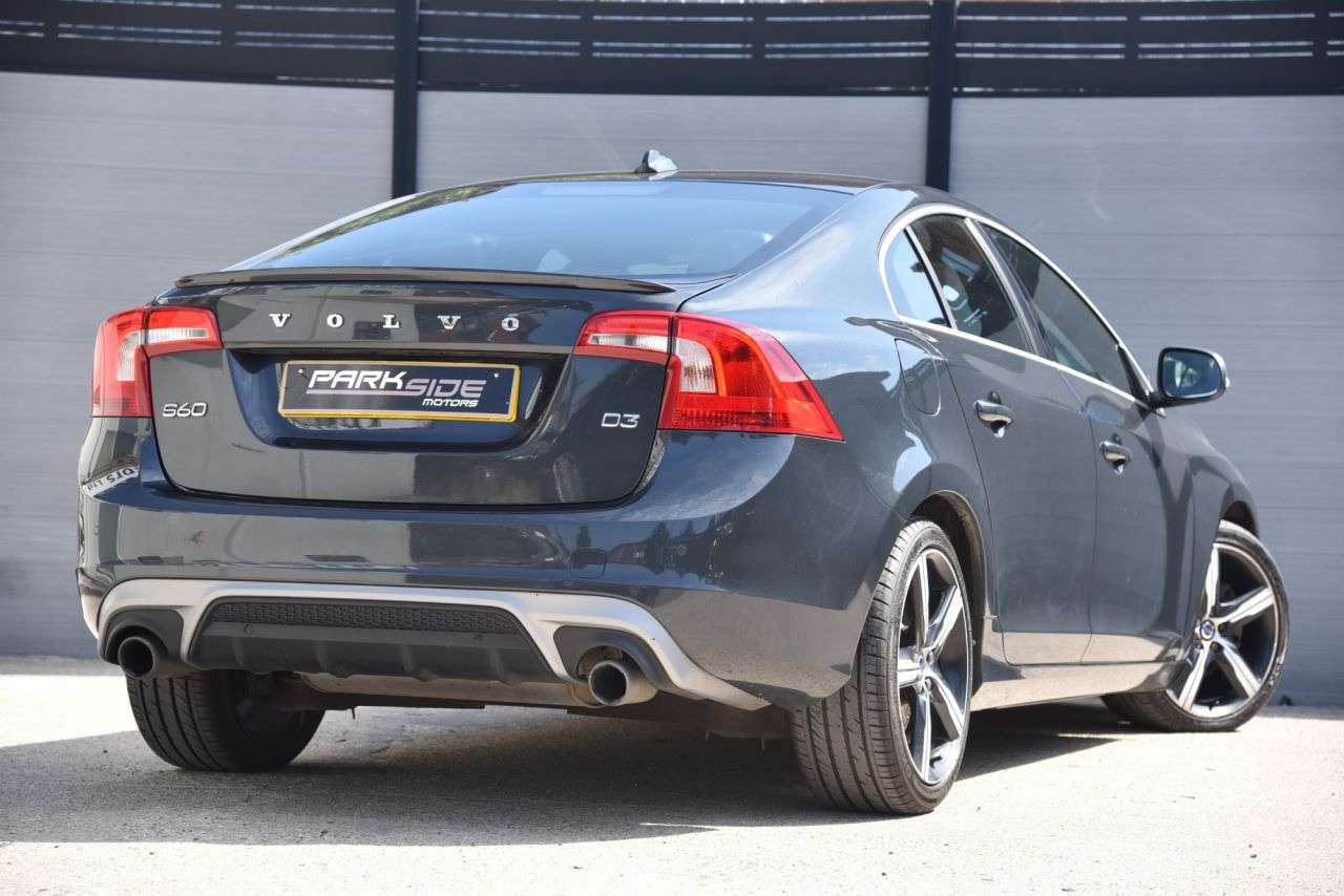 2017 VOLVO S60 2017 VOLVO S60