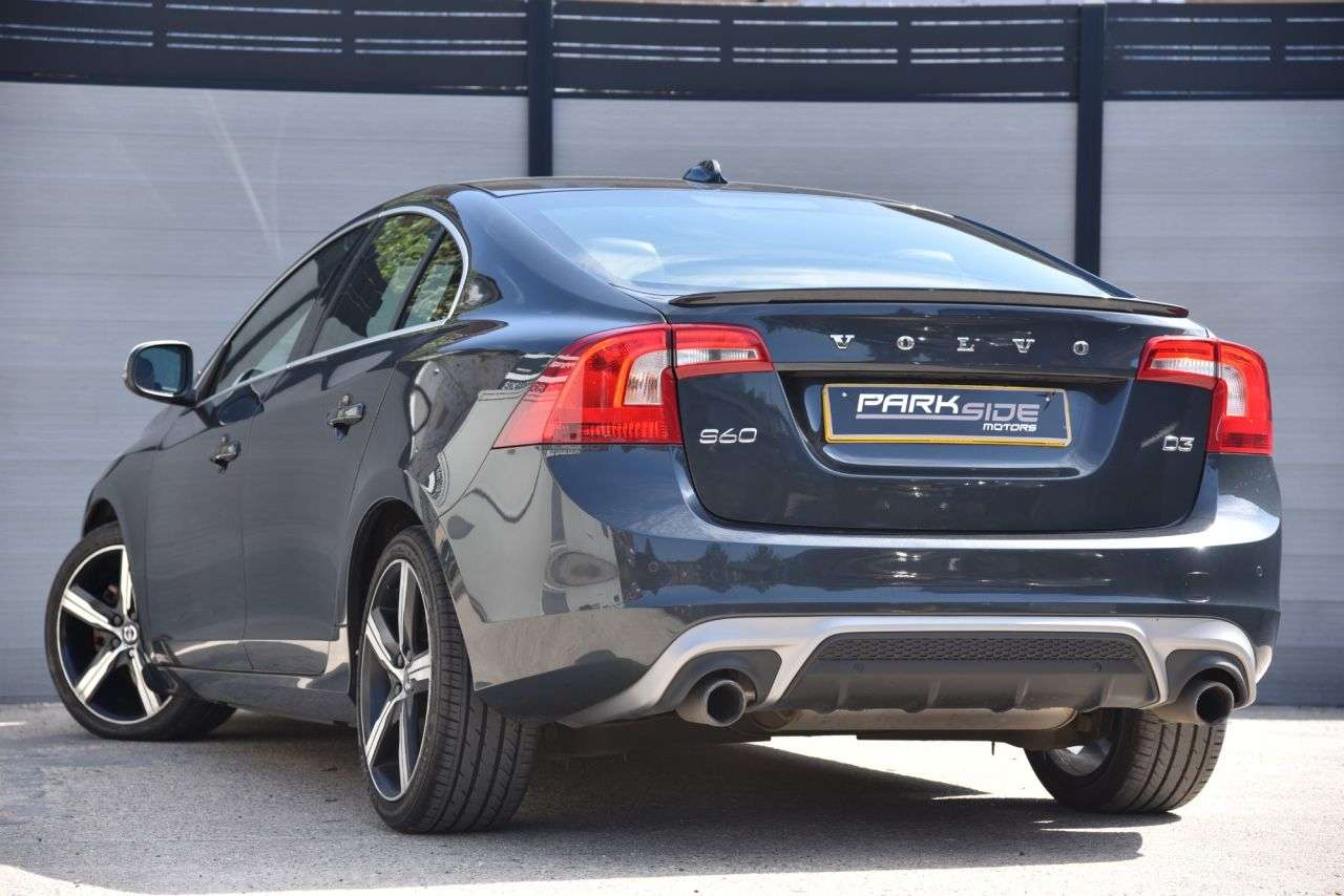 A 2017 VOLVO S60 2.0 D3 R-Design Lux Nav Saloon 4dr Diesel Auto Euro 6 (s/s) (150 ps) PARK A A 2017 VOLVO S60 2.0 D3 R-Design Lux Nav Saloon 4dr Diesel Auto Euro 6 (s/s) (150 ps) PARK A