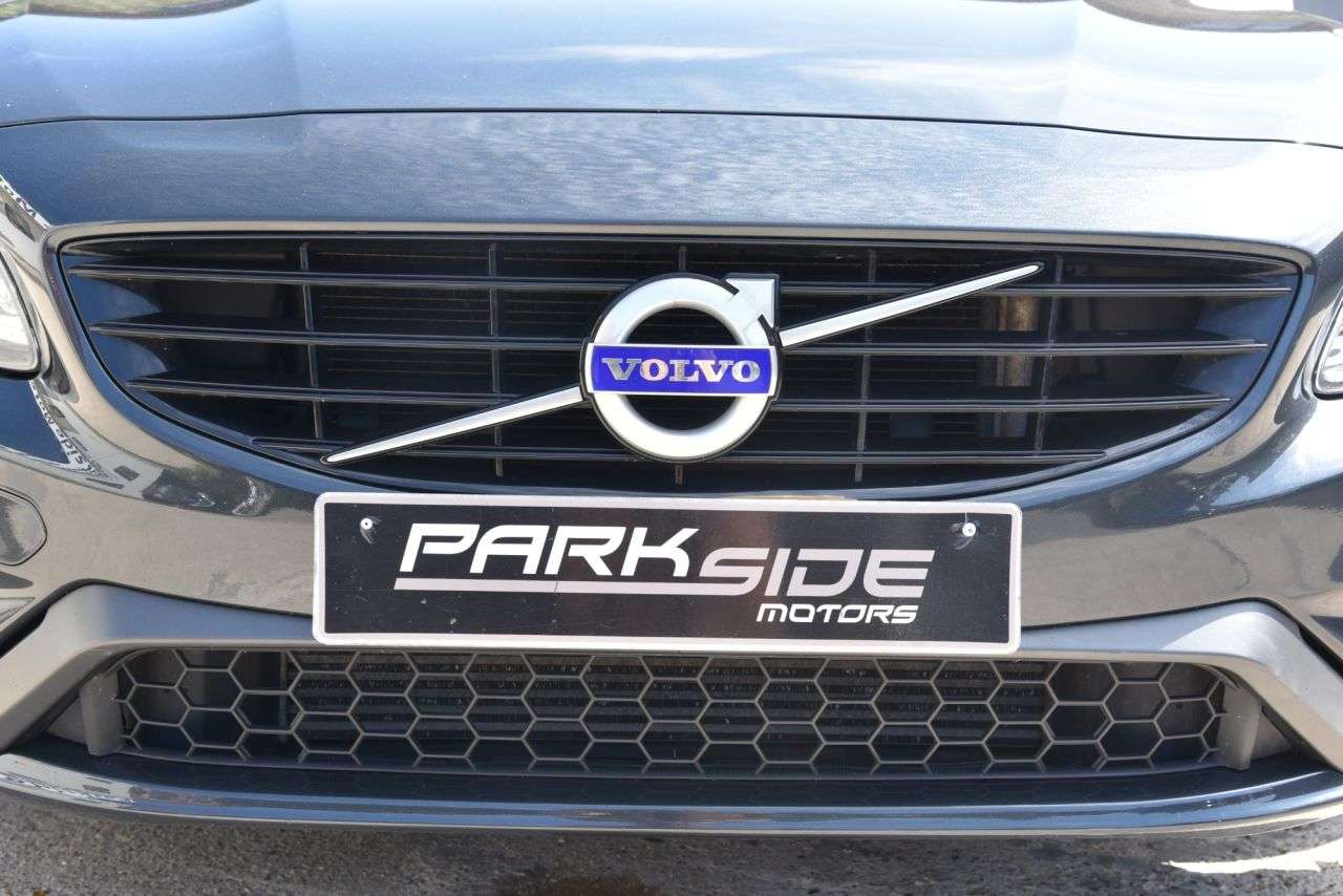2017 VOLVO S60 2017 VOLVO S60