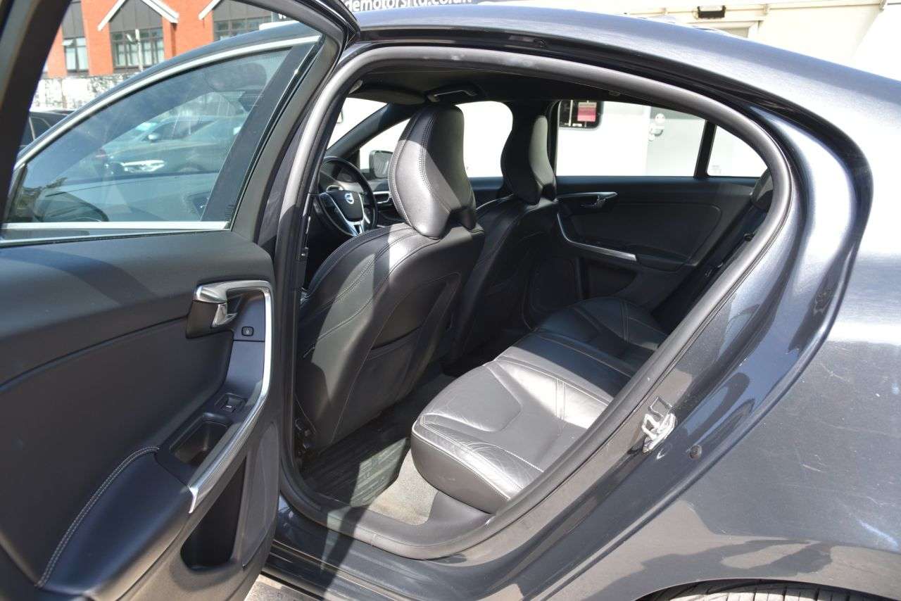 2017 VOLVO S60 2017 VOLVO S60
