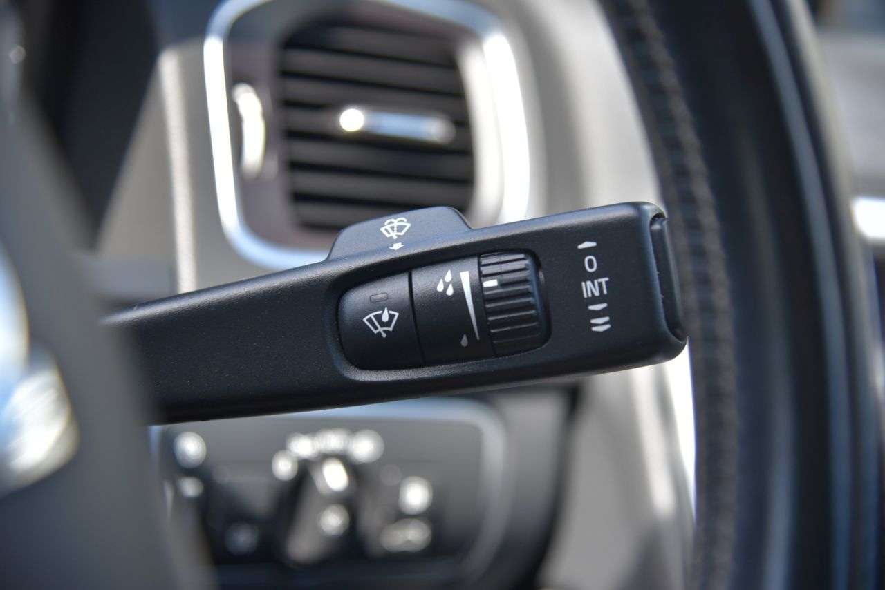 2017 VOLVO S60 2017 VOLVO S60
