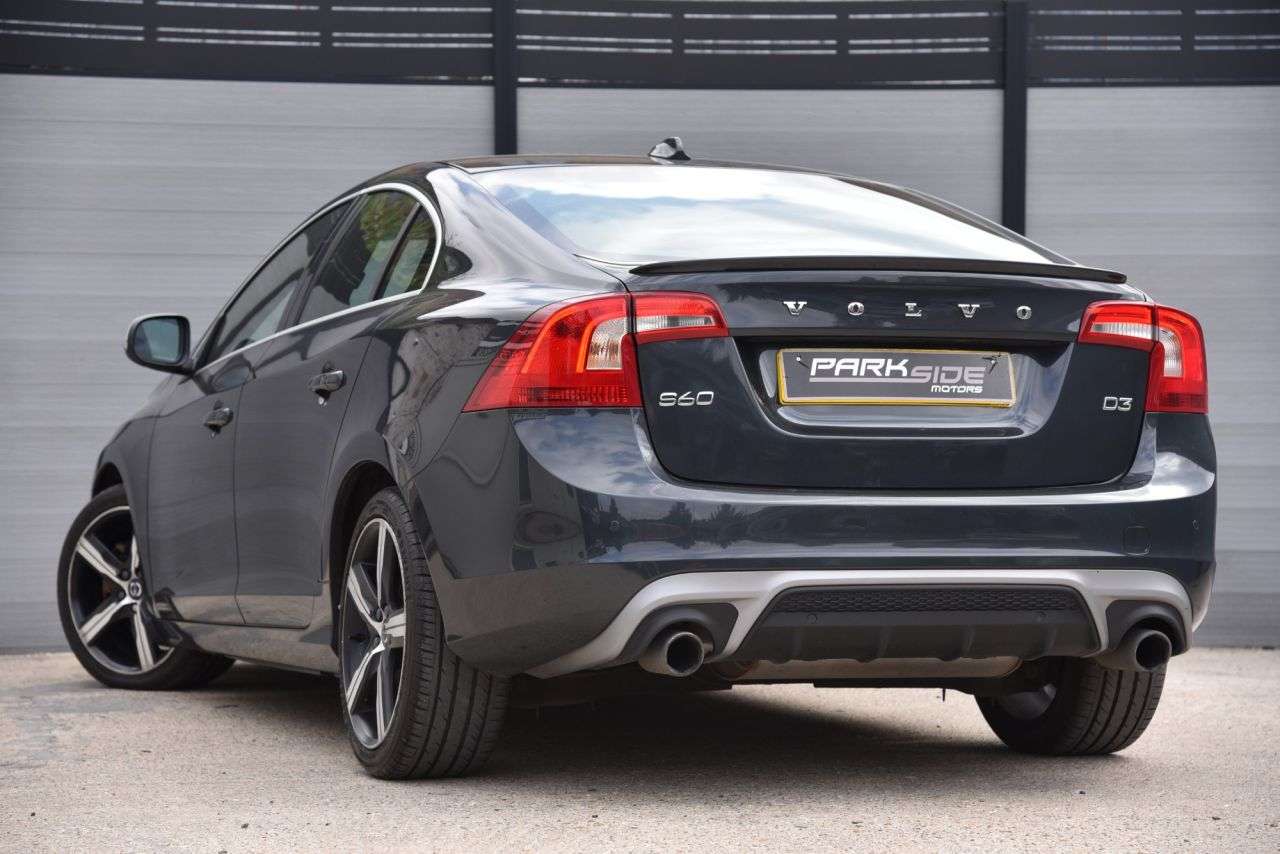 A 2017 VOLVO S60 2.0 D3 R-Design Lux Nav Saloon 4dr Diesel Auto Euro 6 (s/s) (150 ps) PARK A A 2017 VOLVO S60 2.0 D3 R-Design Lux Nav Saloon 4dr Diesel Auto Euro 6 (s/s) (150 ps) PARK A