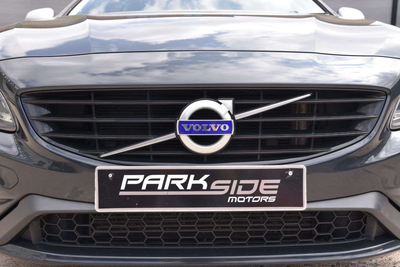 2017 VOLVO S60 2017 VOLVO S60