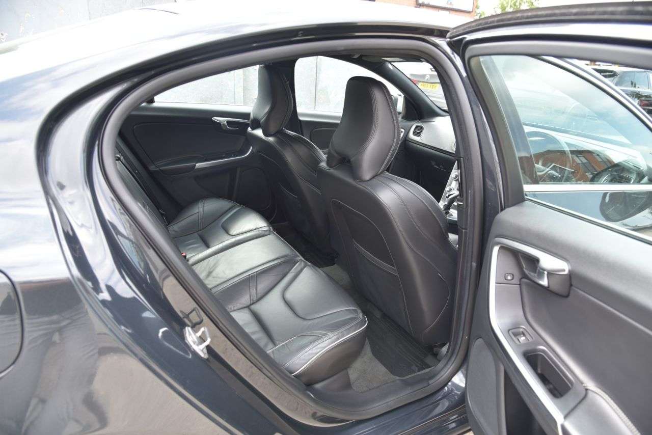 2017 VOLVO S60 2017 VOLVO S60