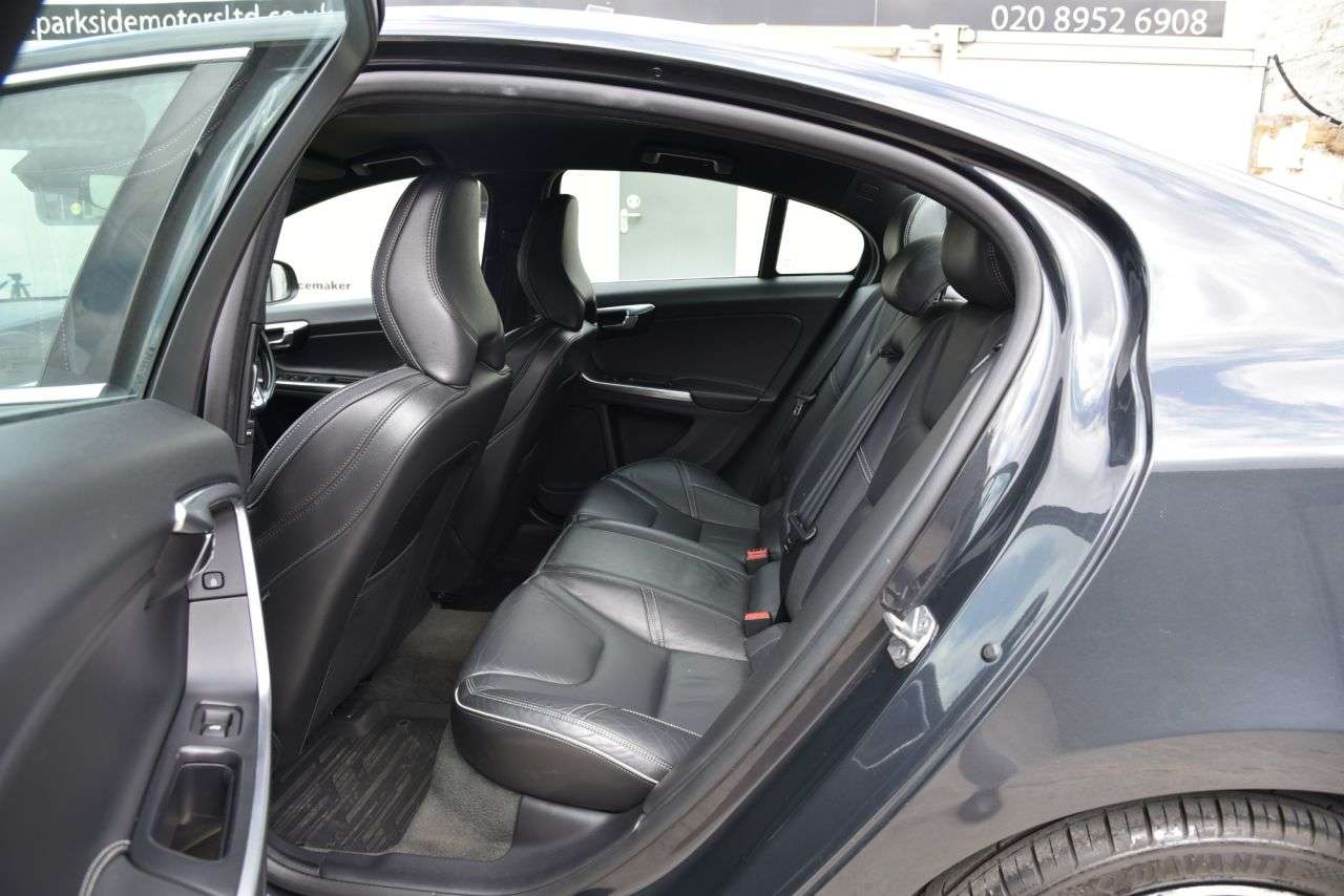 2017 VOLVO S60 2017 VOLVO S60