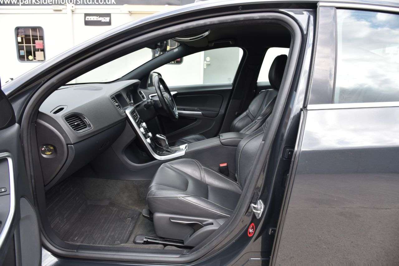 2017 VOLVO S60 2017 VOLVO S60