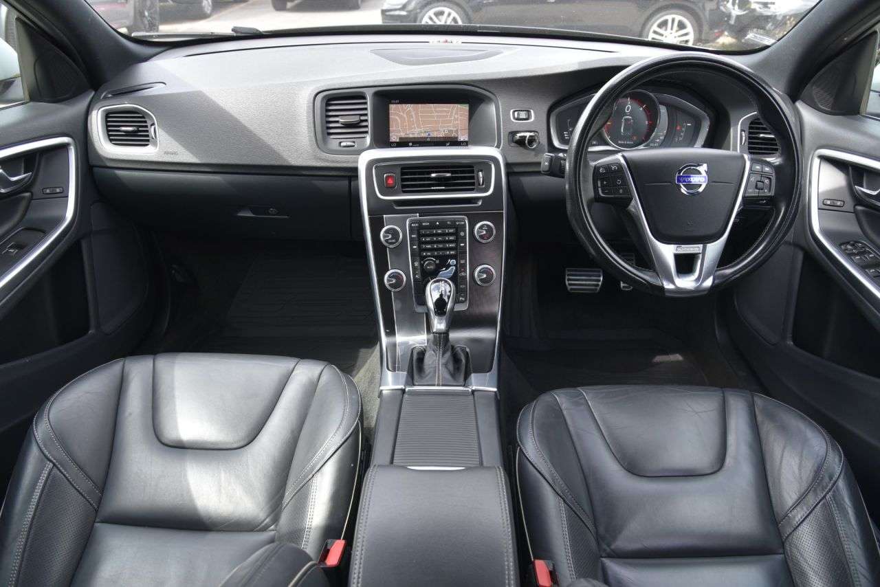 A 2017 VOLVO S60 2.0 D3 R-Design Lux Nav Saloon 4dr Diesel Auto Euro 6 (s/s) (150 ps) PARK A A 2017 VOLVO S60 2.0 D3 R-Design Lux Nav Saloon 4dr Diesel Auto Euro 6 (s/s) (150 ps) PARK A