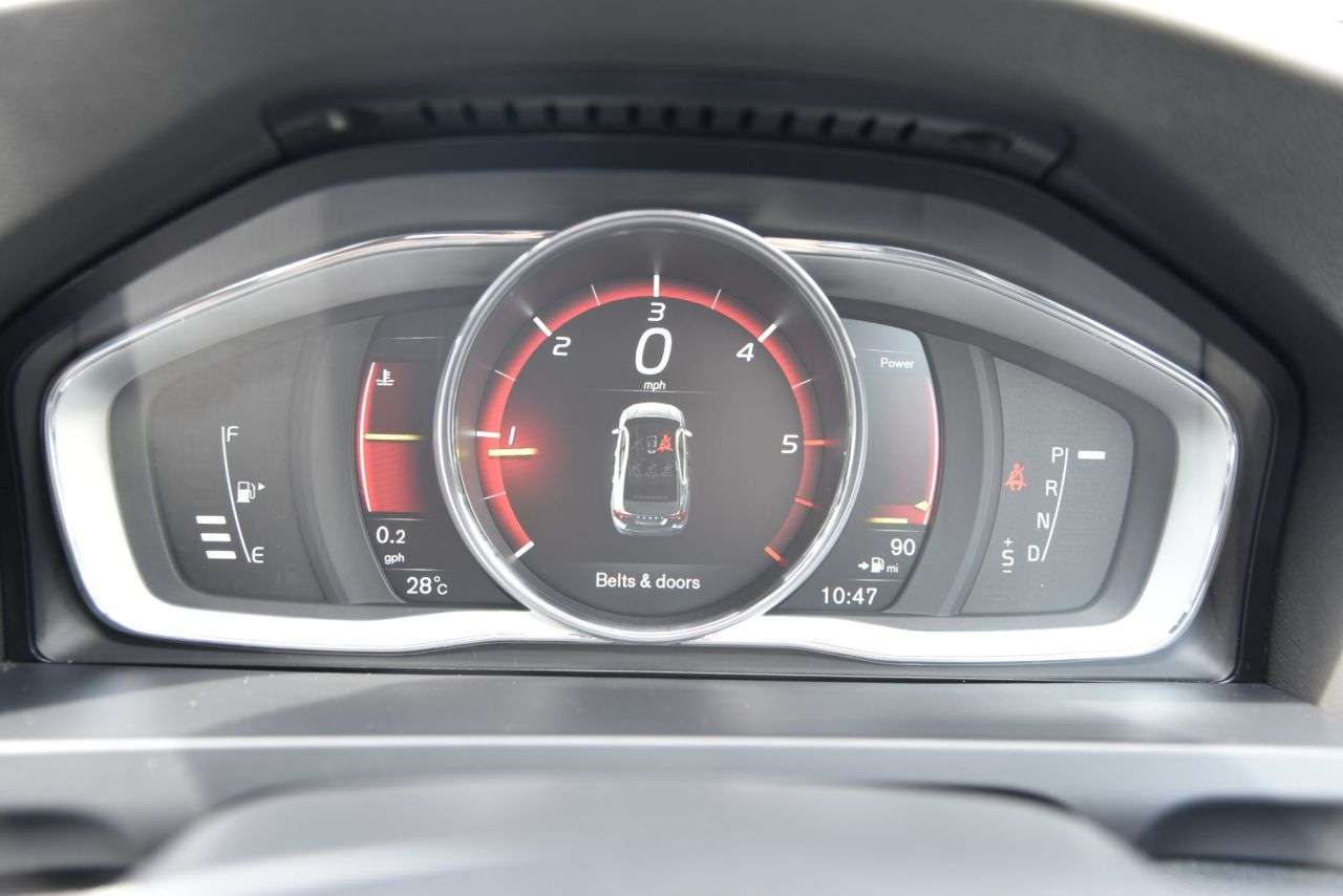 2017 VOLVO S60 2017 VOLVO S60