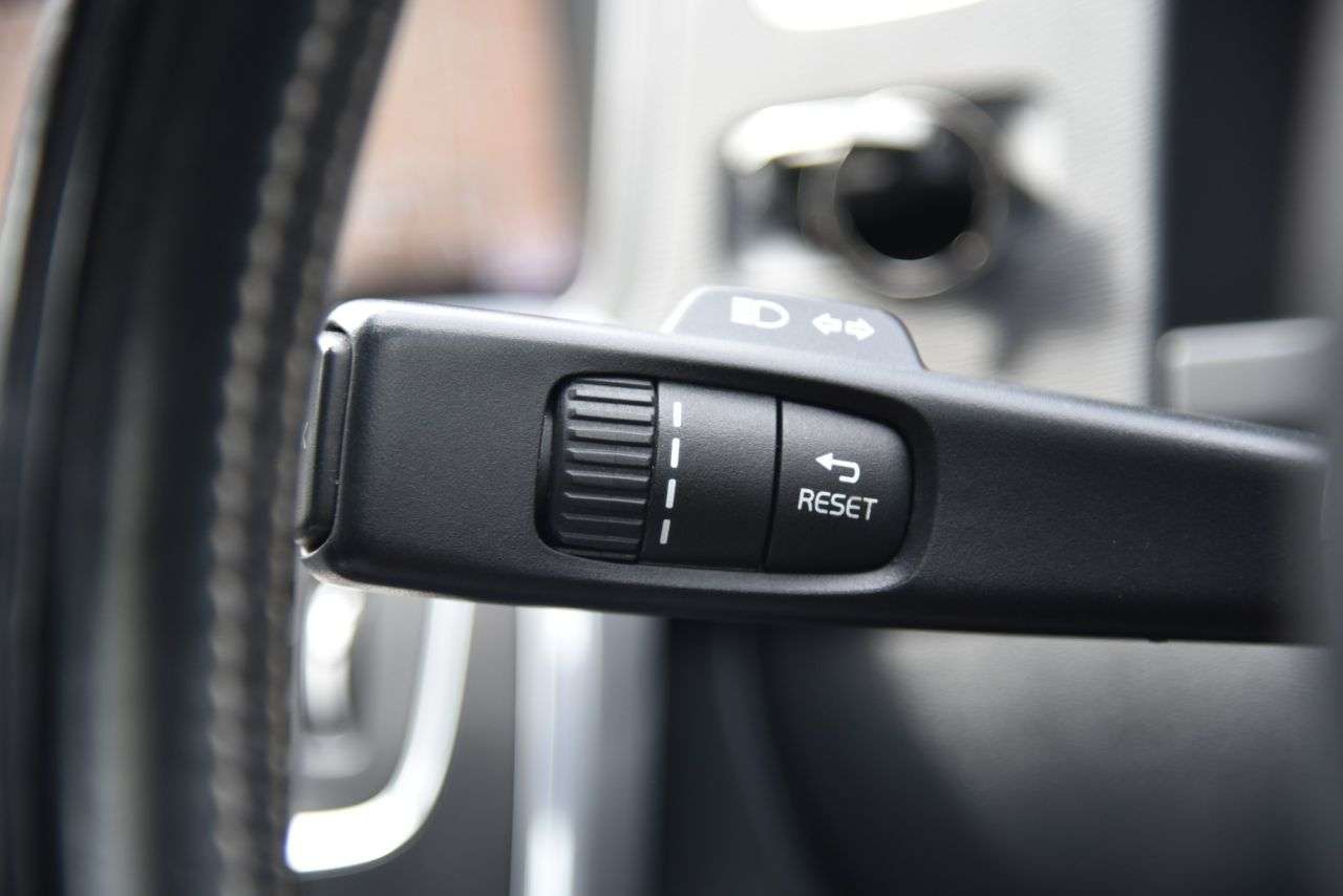 2017 VOLVO S60 2017 VOLVO S60