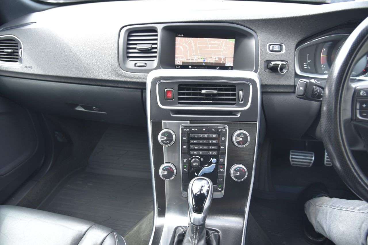 2017 VOLVO S60 2017 VOLVO S60