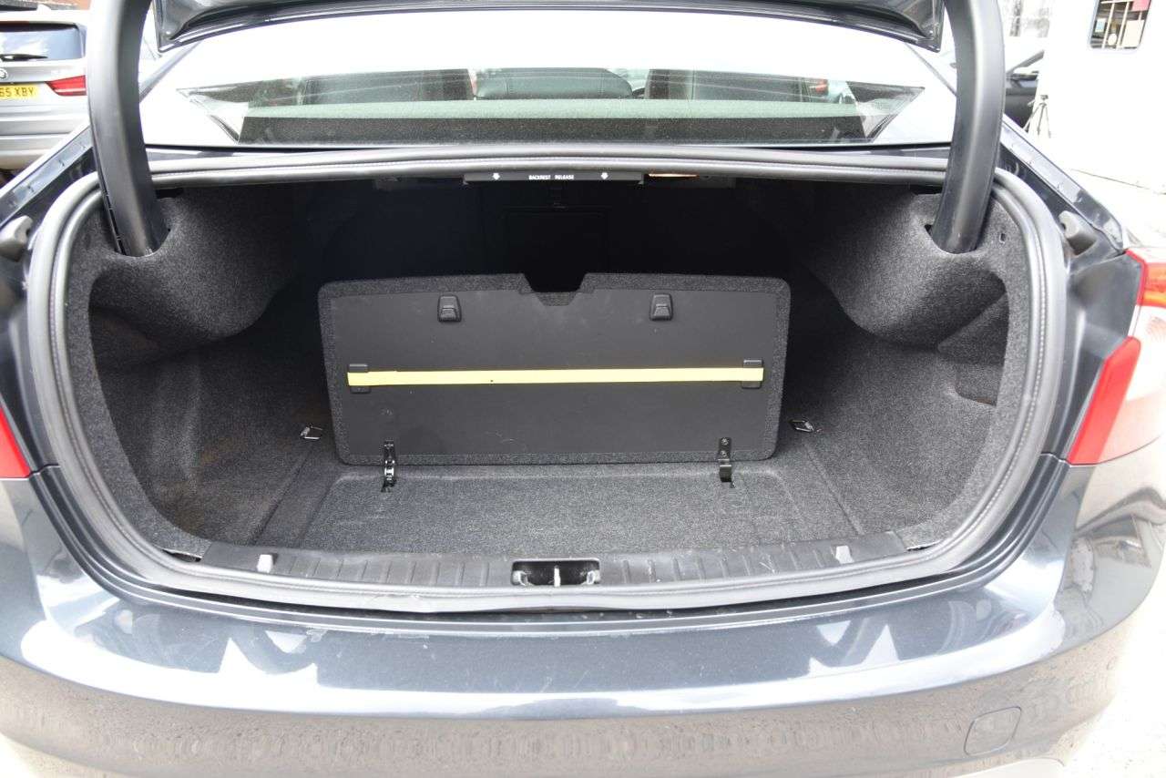 2017 VOLVO S60 2017 VOLVO S60