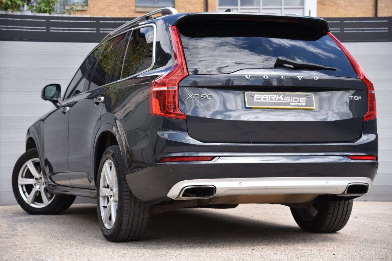A 2016 VOLVO XC90 2.0h T8 Twin Engine 9.2kWh Momentum SUV 5dr Petrol Plug-in Hybrid Auto 4WD A 2016 VOLVO XC90 2.0h T8 Twin Engine 9.2kWh Momentum SUV 5dr Petrol Plug-in Hybrid Auto 4WD