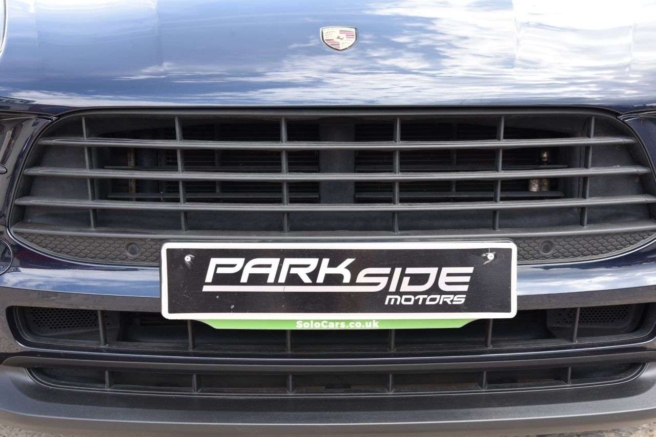 2019 PORSCHE MACAN 2019 PORSCHE MACAN