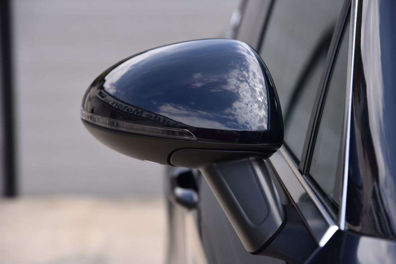 2019 PORSCHE MACAN 2019 PORSCHE MACAN