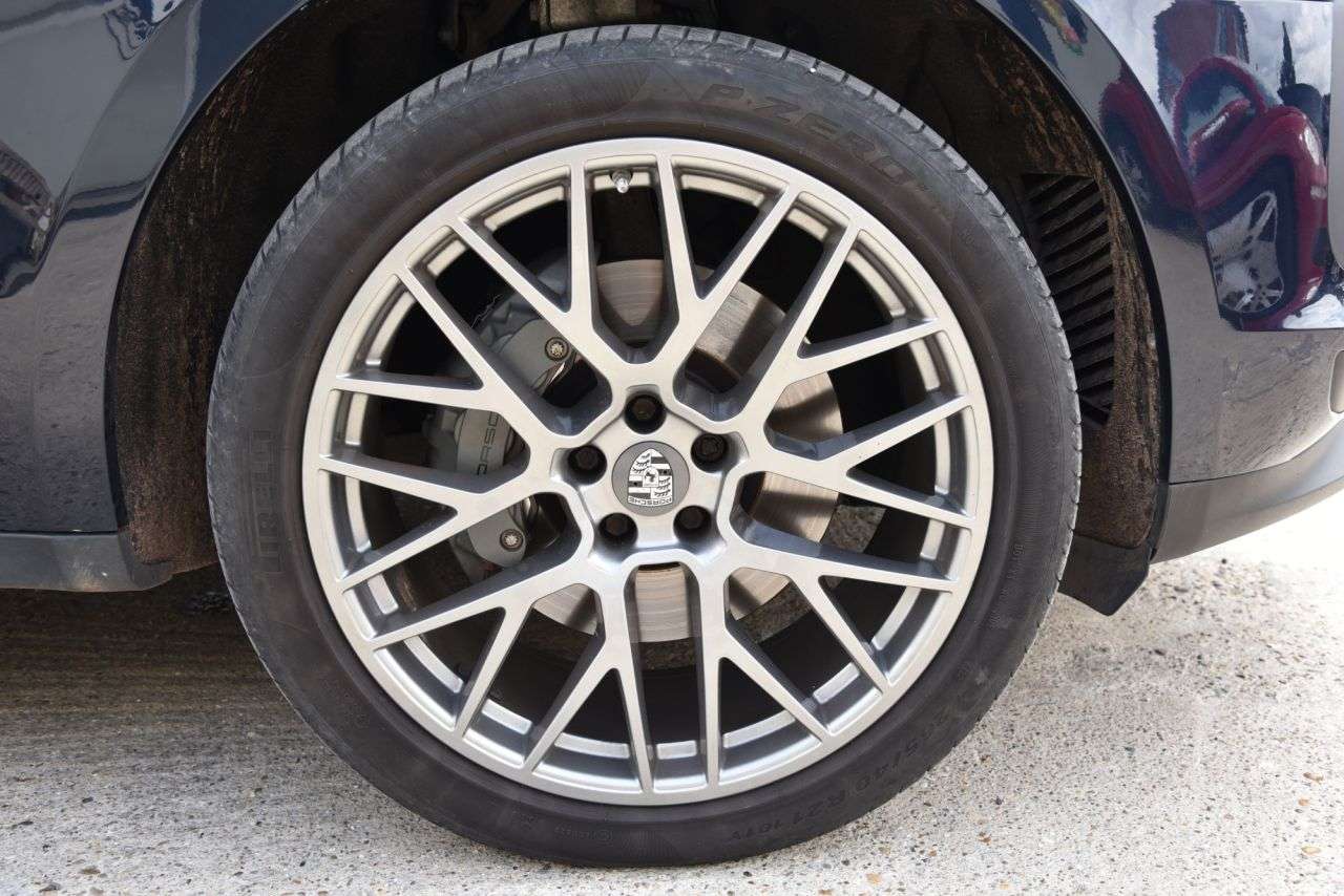 2019 PORSCHE MACAN 2019 PORSCHE MACAN