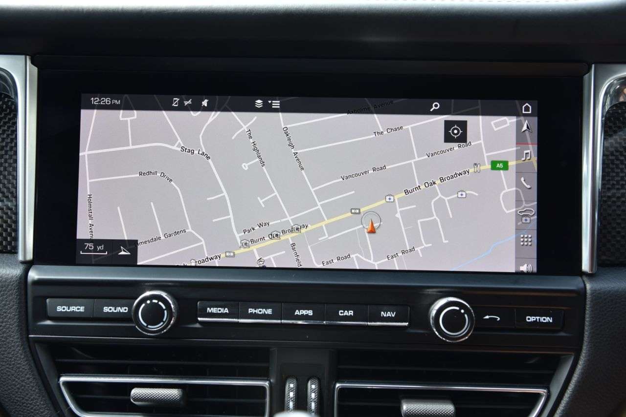 2019 PORSCHE MACAN 2019 PORSCHE MACAN