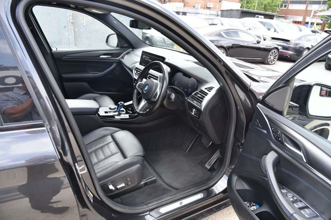 2022 BMW IX3 2022 BMW IX3