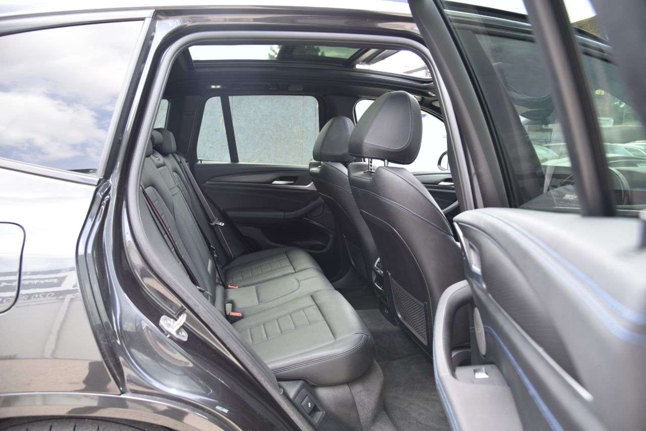 2022 BMW IX3 2022 BMW IX3