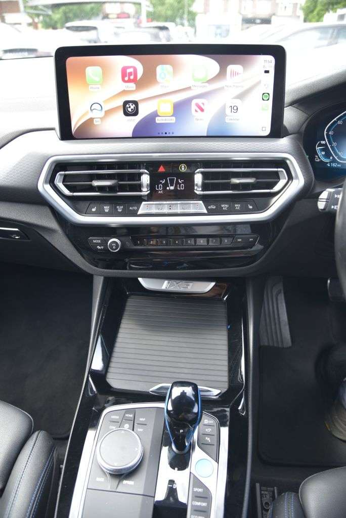 2022 BMW IX3 2022 BMW IX3