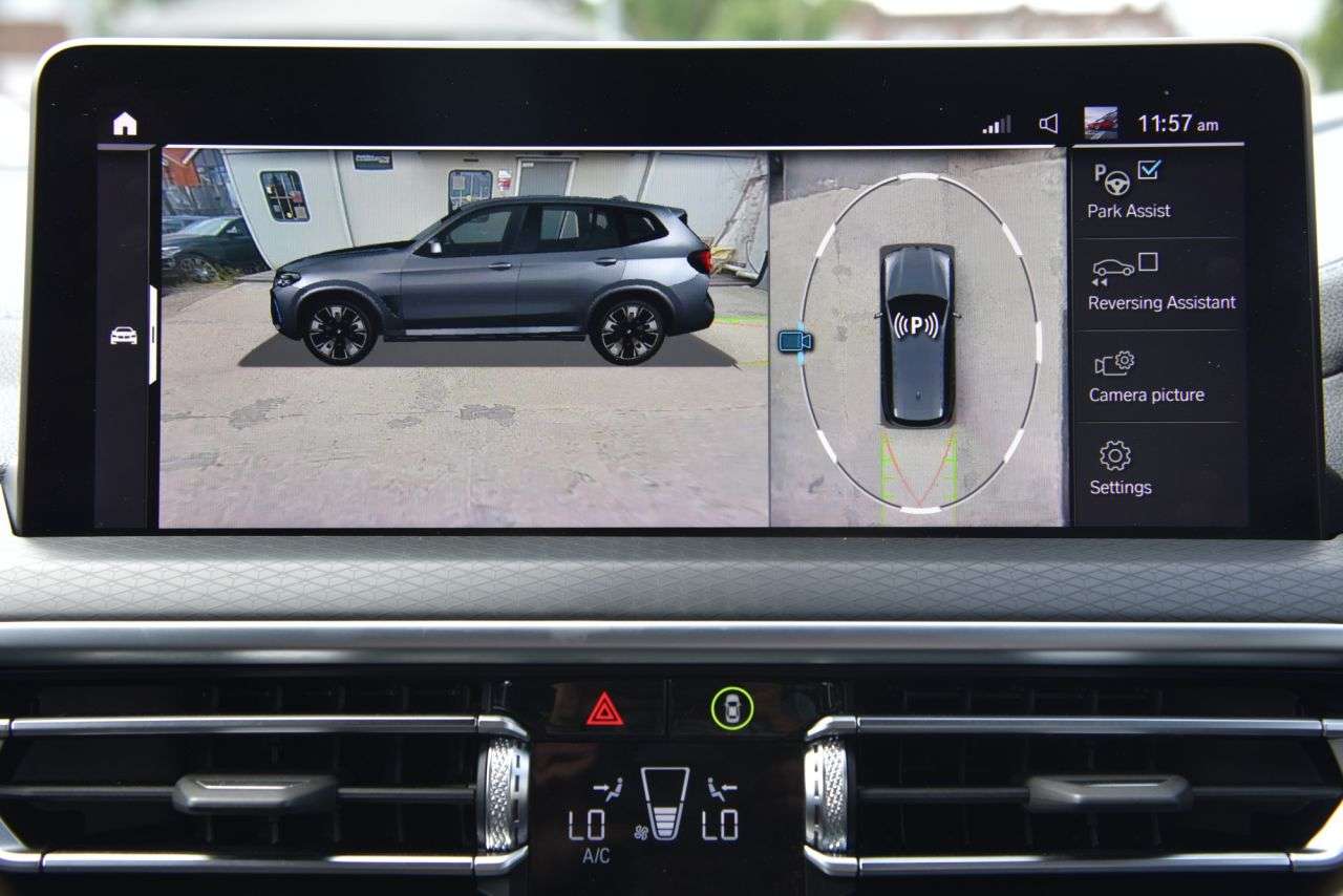 2022 BMW IX3 2022 BMW IX3